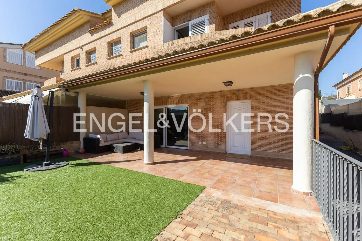 Terrassa de Casa o xalet de lloguer en Torrent amb Aire condicionat, Calefacció i Jardí privat