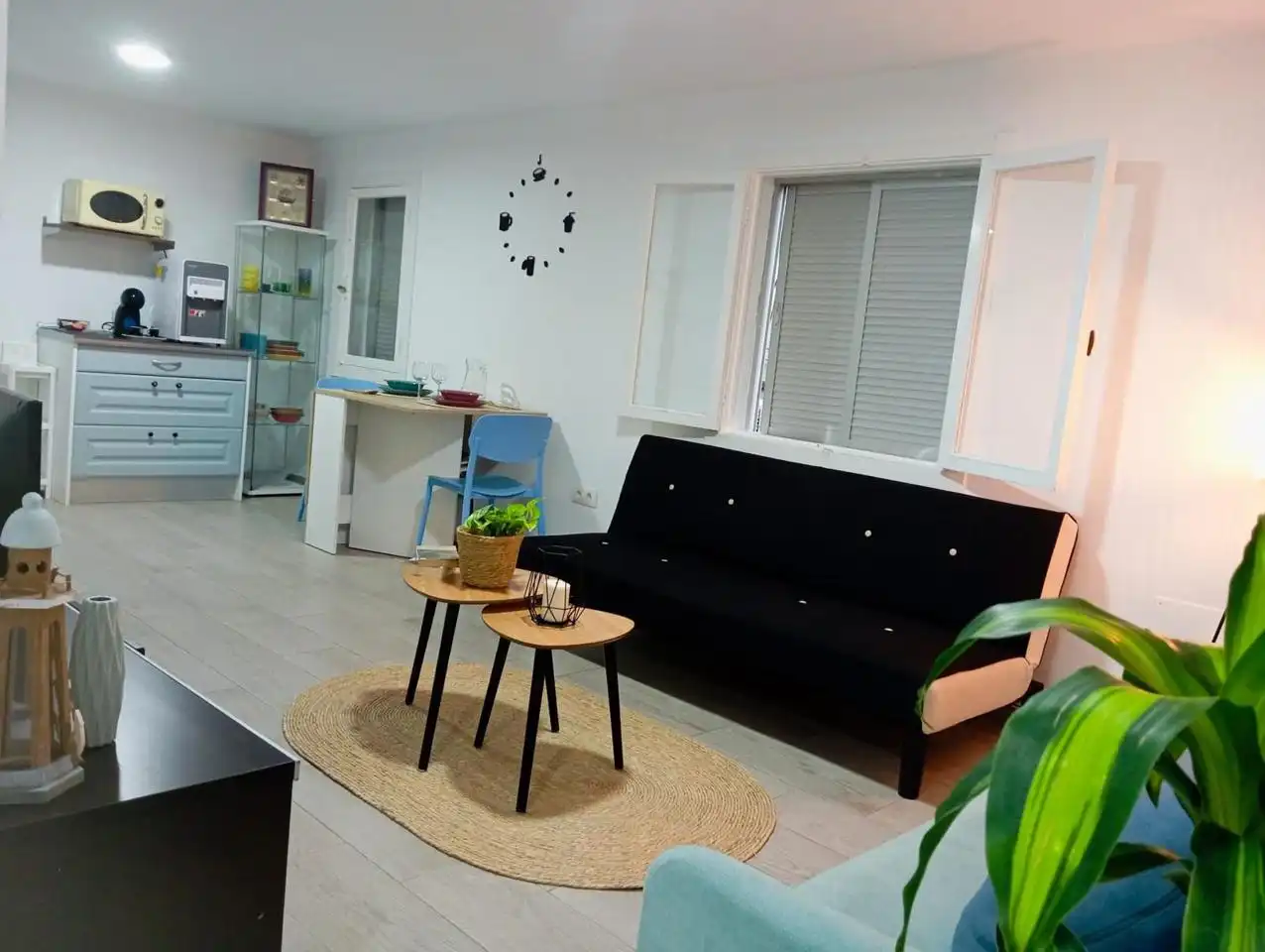 Living room of Flat for rent in Santa Cruz de Tenerife  with Storage room and Furnished