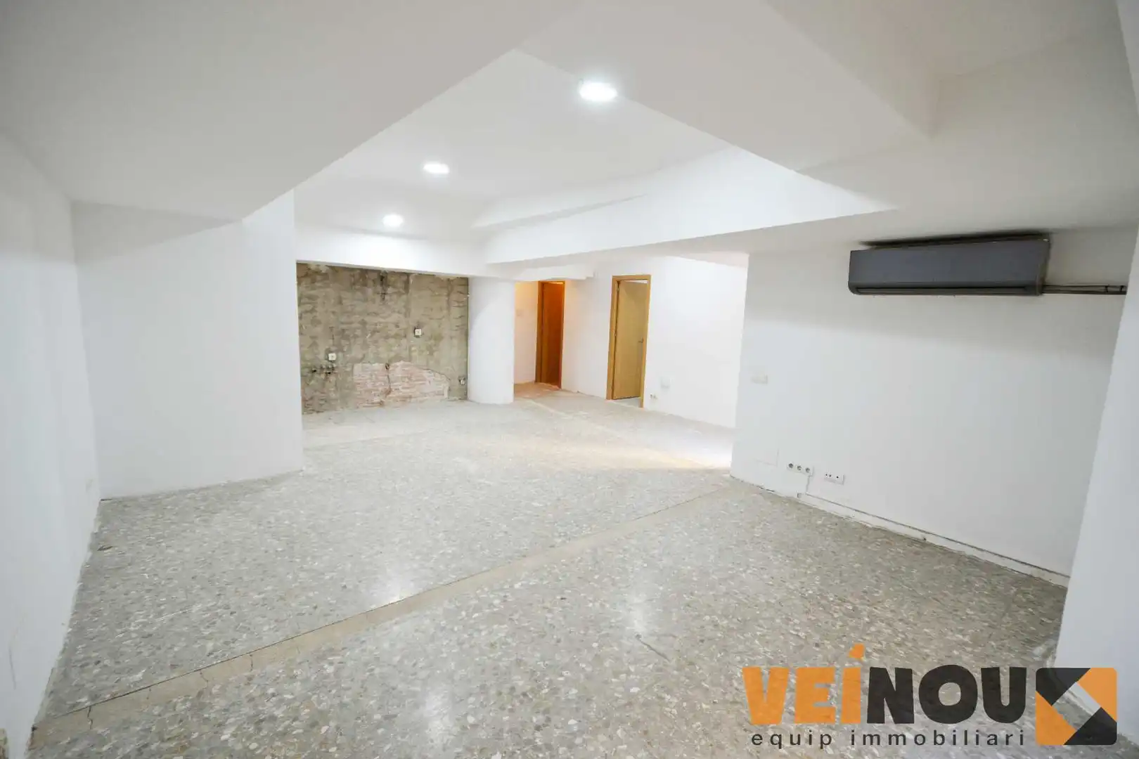 Gewerbefläche zum Verkauf in Carrer Creu Coberta, imagen 48