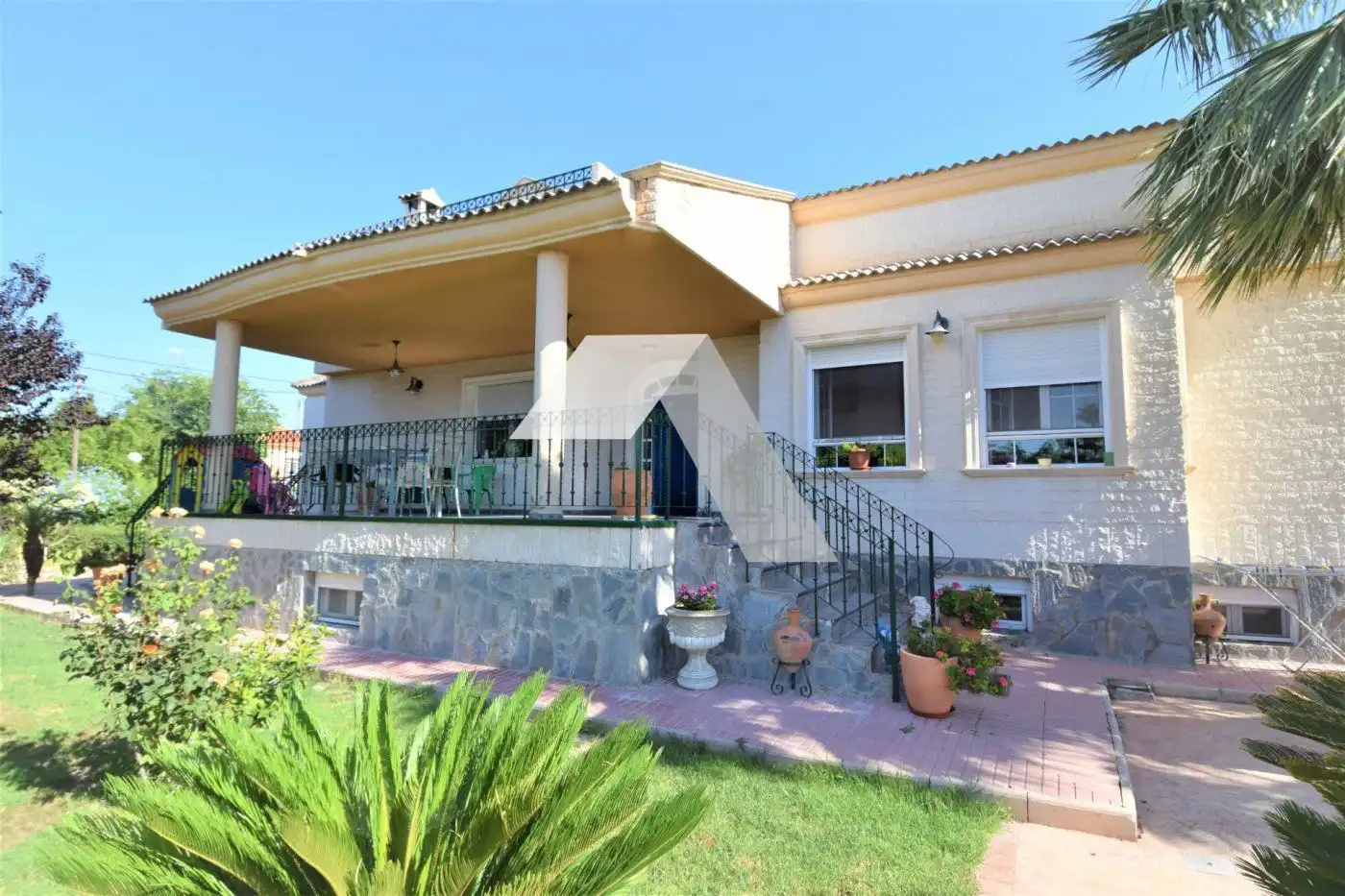 Houses for sale in Villamontes - Boqueres