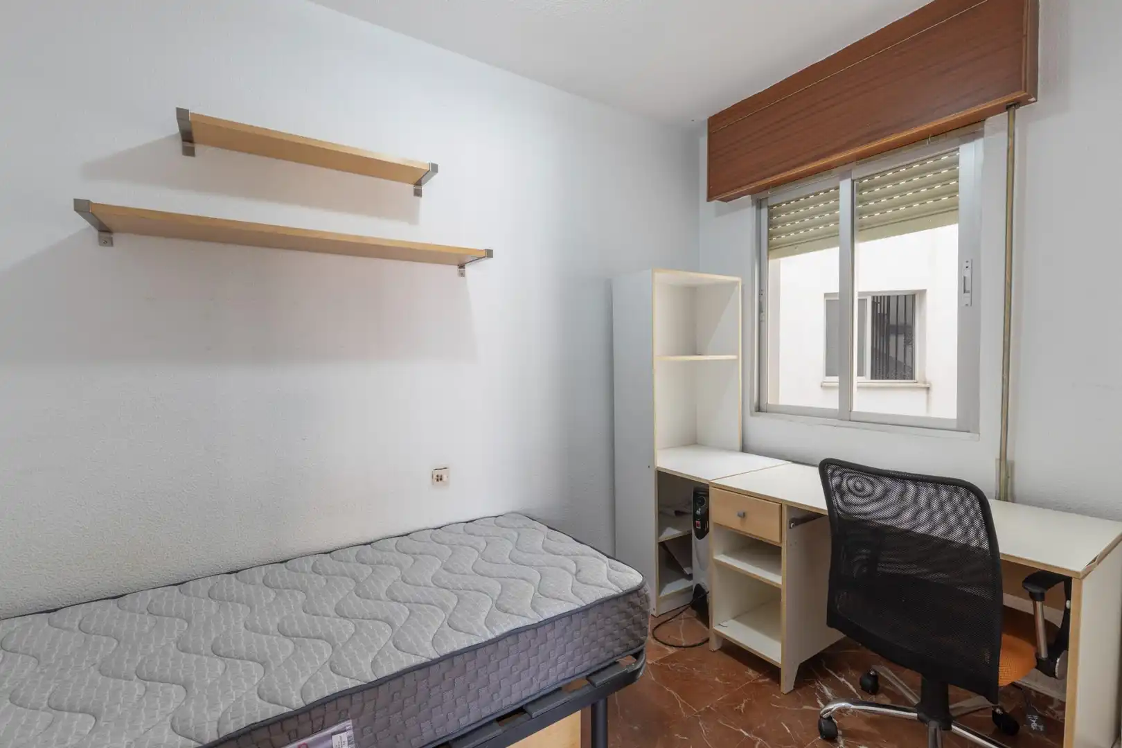 Habitación de Piso en venta en Granada