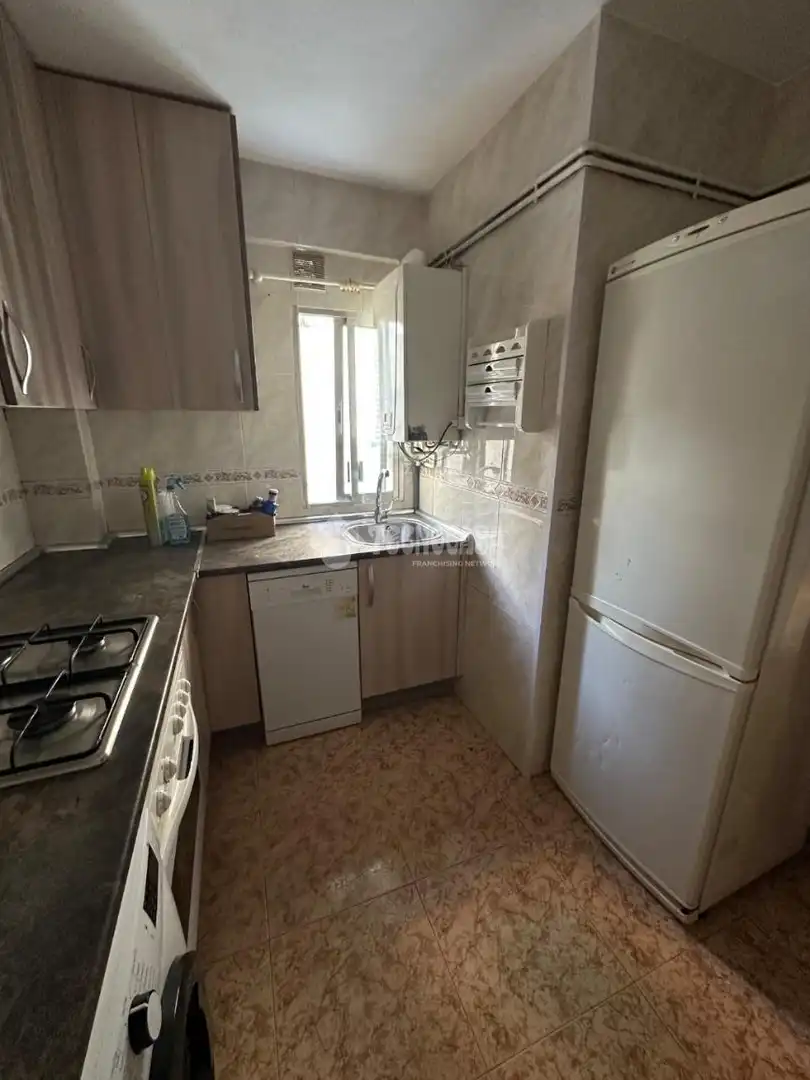 Kitchen of Flat for sale in Madrid  with Heating, Parquet flooring and Terrace