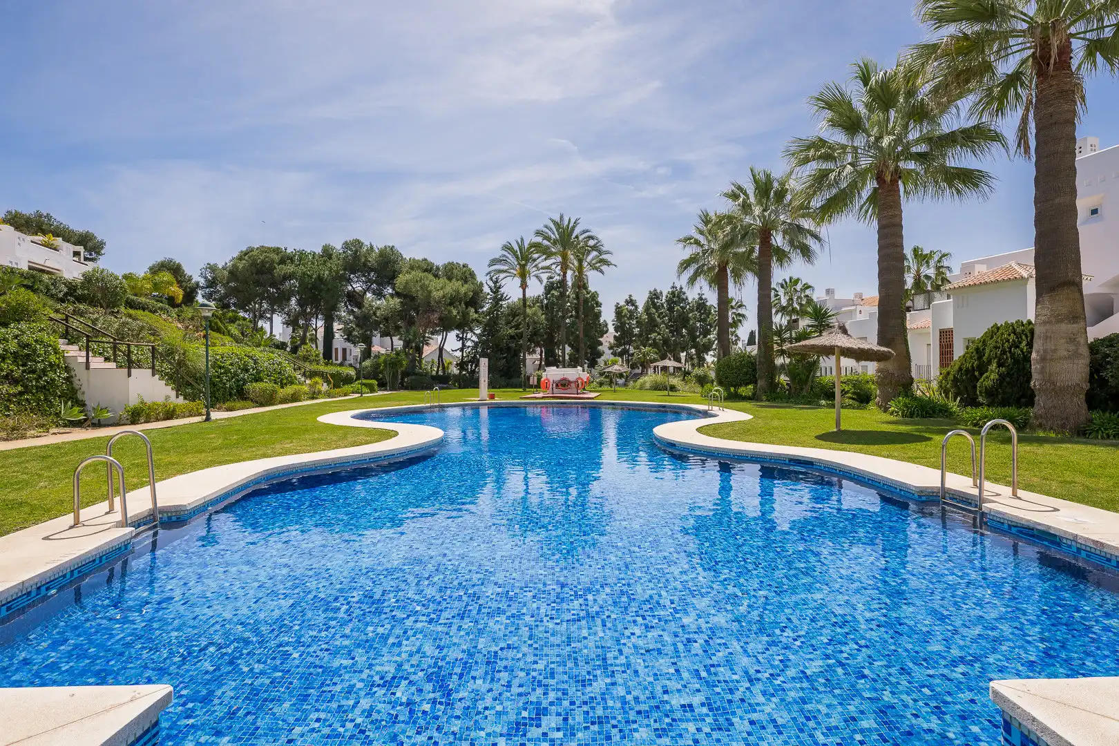 Piscina de Apartament en venda en Marbella amb Aire condicionat, Terrassa i Piscina