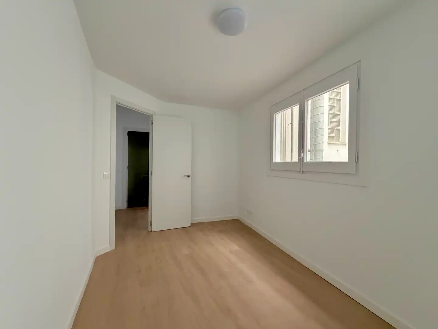 Schlafzimmer von Wohnung zum Verkauf in Vilafranca del Penedès mit Klimaanlage, Abstellraum und Balkon