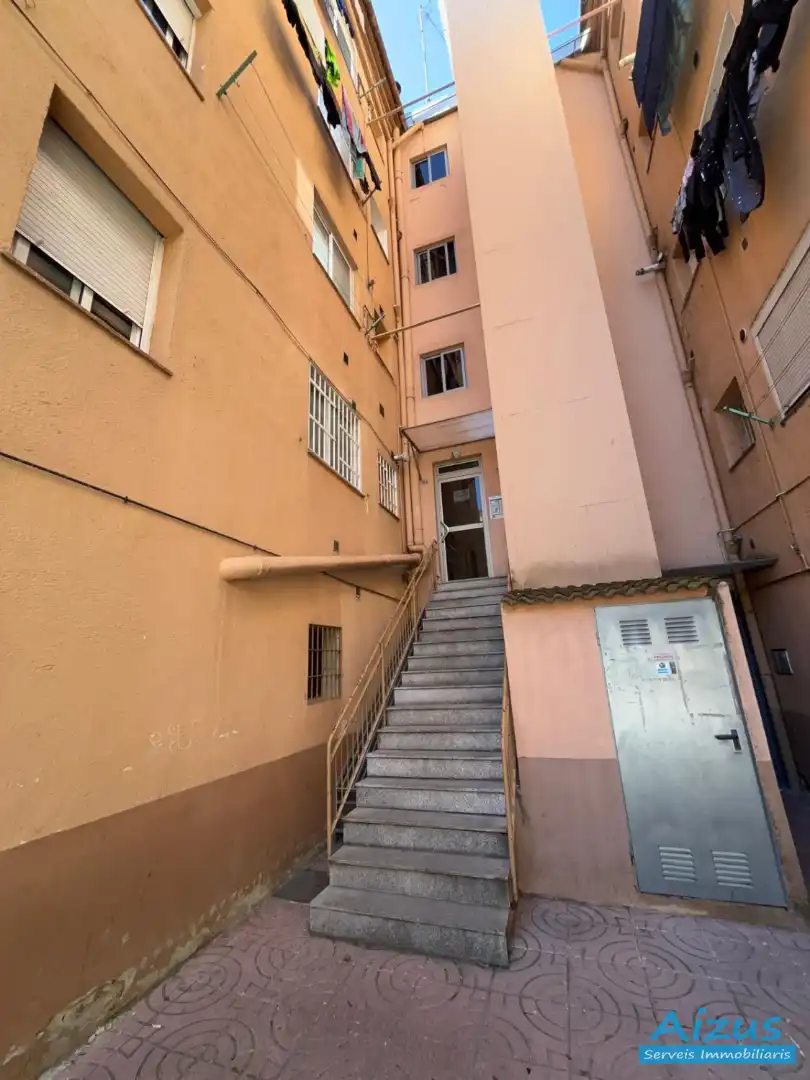 Wohnung zum Verkauf in Col.legis Nous, imagen 5