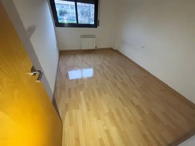 Casa aparellada en venda a C/ de Joan Maragall, imagen 7
