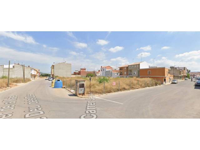 Terreno residencial en Venta en Calle Mare de Deu Desemparats en Catadau