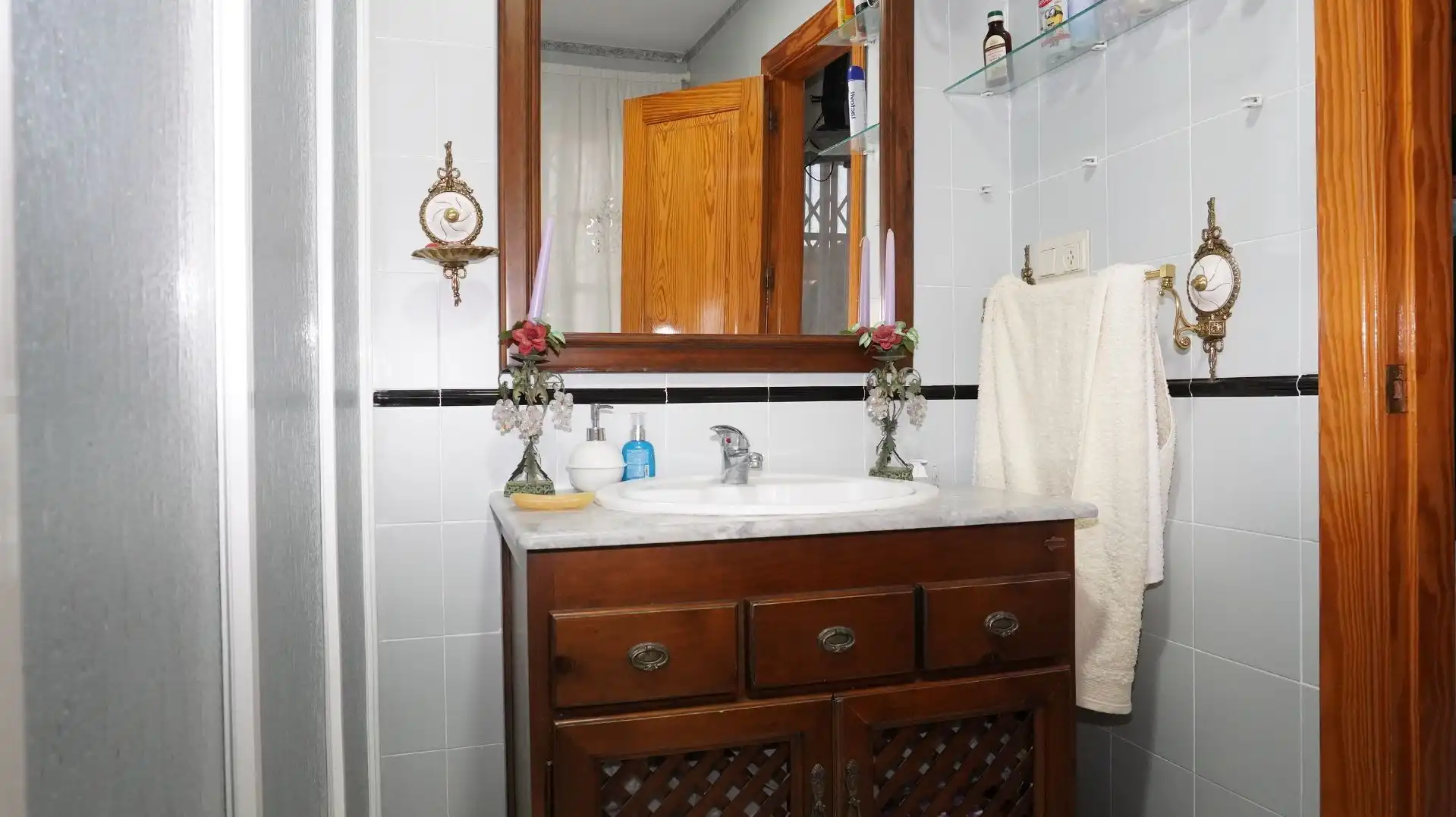 Bany de Casa adosada en venda en Motril amb Aire condicionat i Terrassa