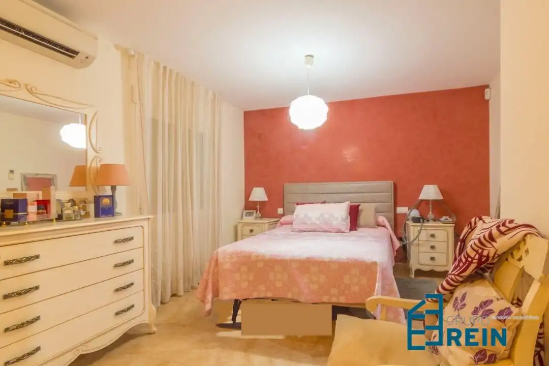 Habitación de Casa adosada en venta en Recas con Aire acondicionado, Calefacción y Trastero
