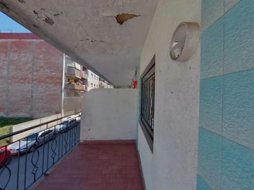 Piso con balcón en venta en Carrer Josep Carner