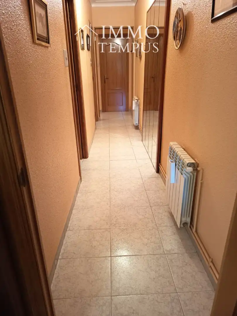 Piso en venta en Terrassa con Calefacción, Terraza y Trastero