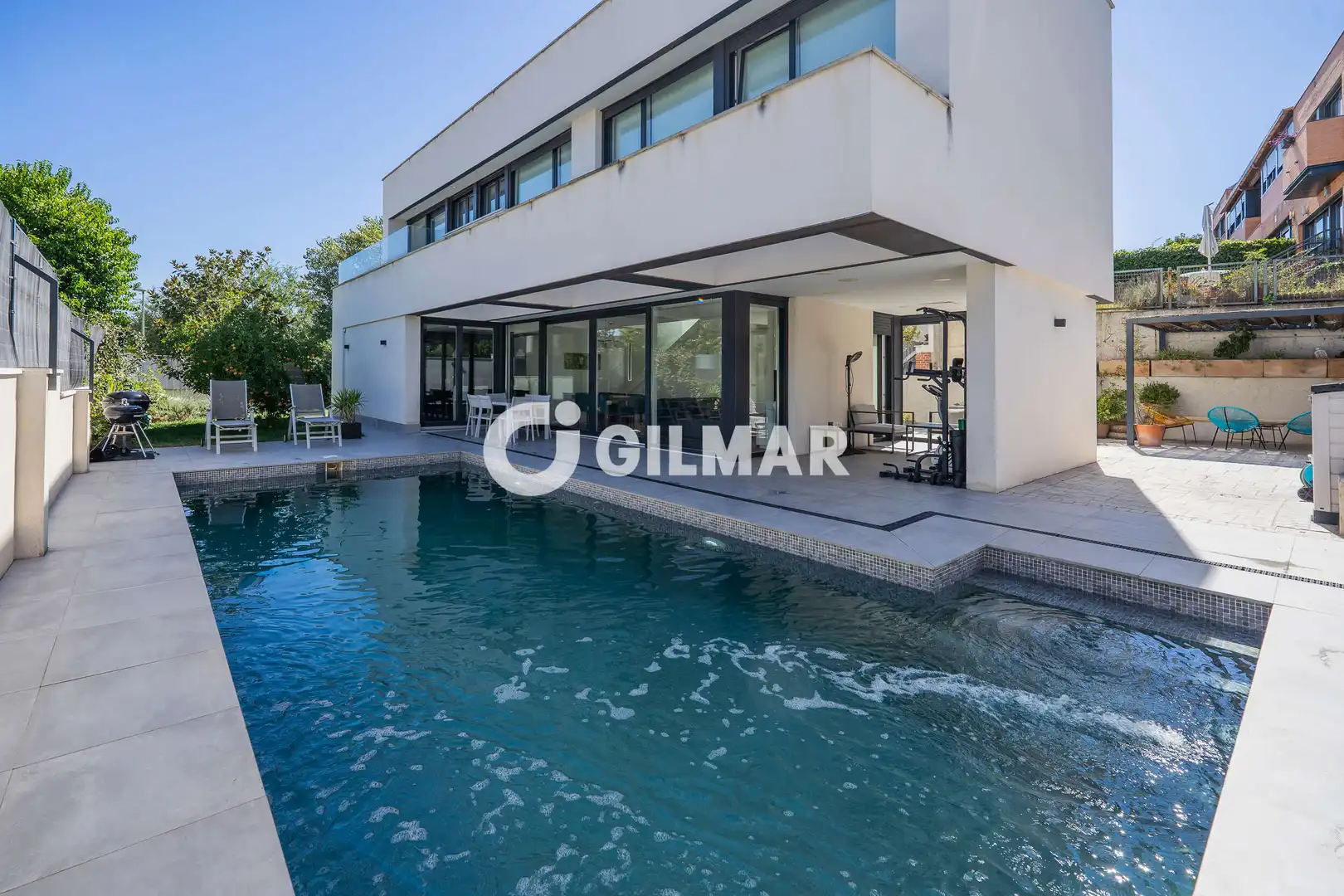 Villa mit Garten zum Verkauf in Somosaguas