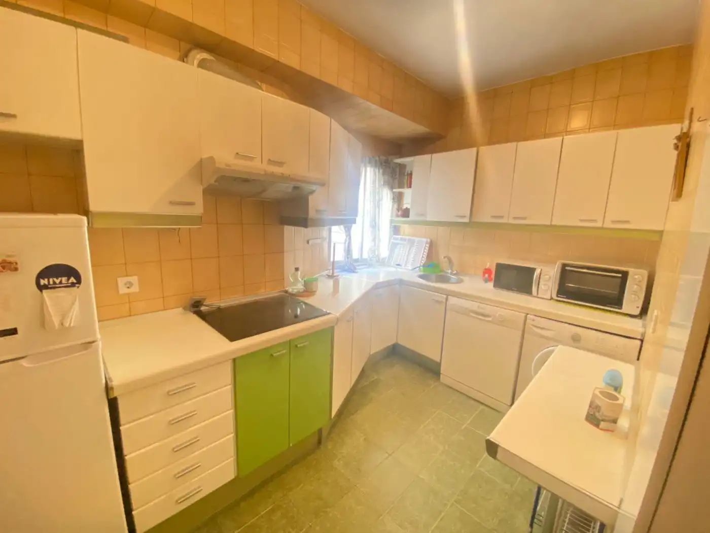 Kitchen of Flat for rent in Madrid  with Air Conditioner, Heating and Private garden
