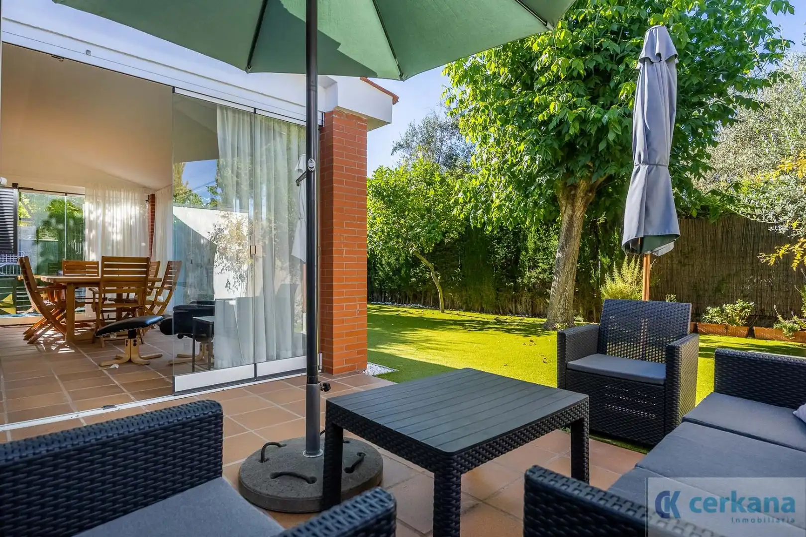 Terrace of Houses for sale in Espartinas  with Air Conditioner and Storage room