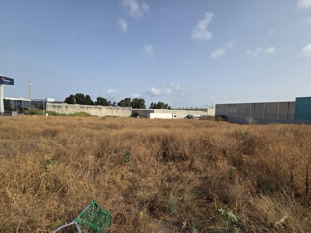 Terreno industrial en Venta en Los Barrios