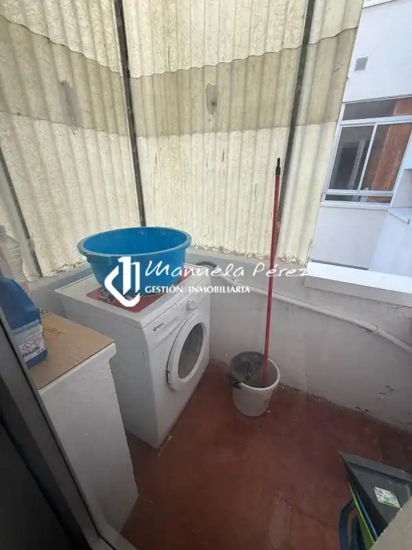 Schlafzimmer von Wohnung zur Miete in Cáceres mit Terrasse und Möbliert