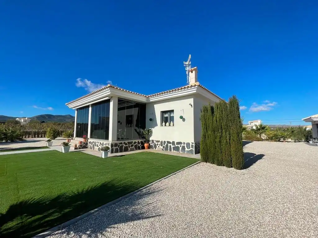Villa mit Pool zum Verkauf in El Pinós / Pinoso, imagen 15