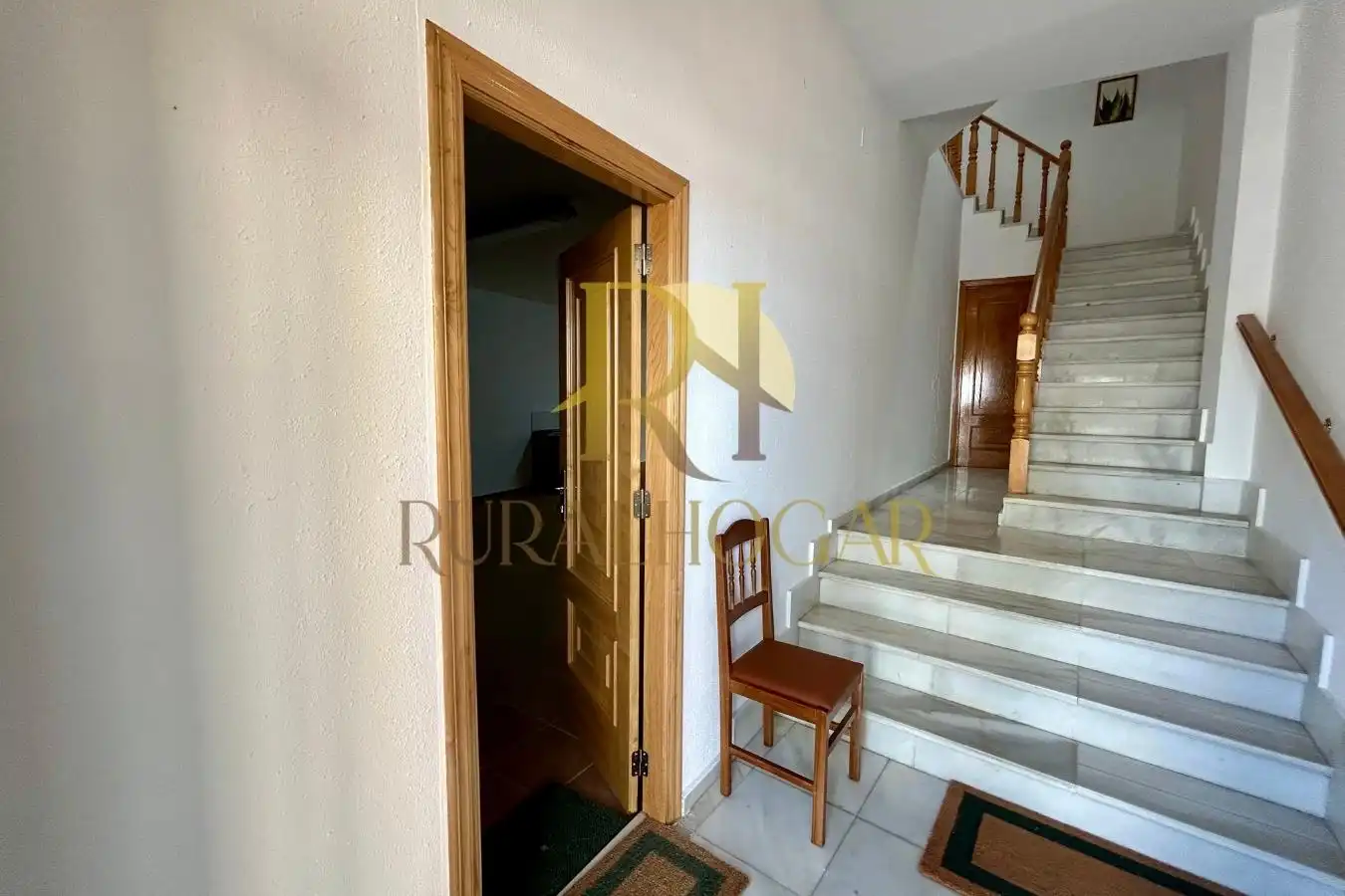 Casa adosada en venta en Vilamartín de Valdeorras con Terraza