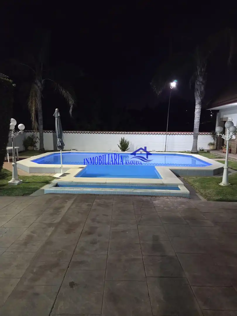 Swimming pool of Houses for sale in Córdoba  with Swimming Pool