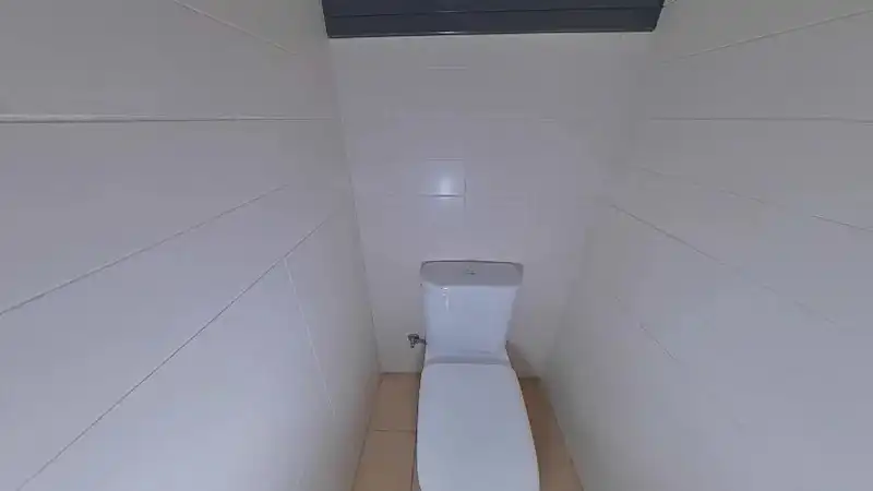 Bathroom of Flat for sale in Salt