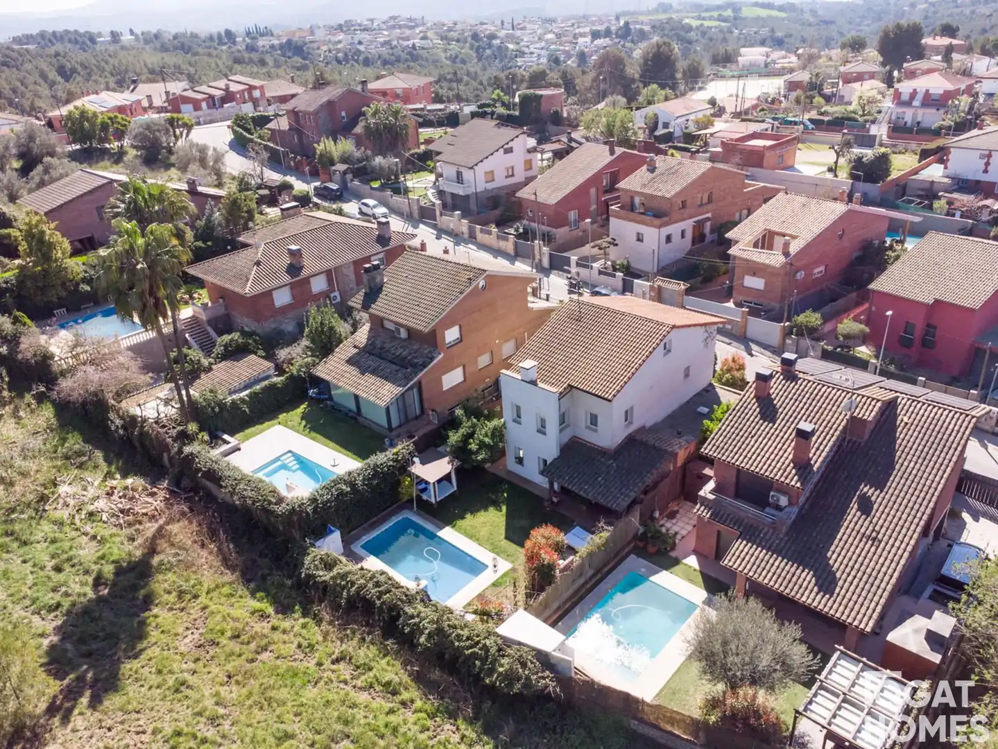 Vista exterior de Casa o xalet en venda en Rubí amb Calefacció, Terrassa i Traster