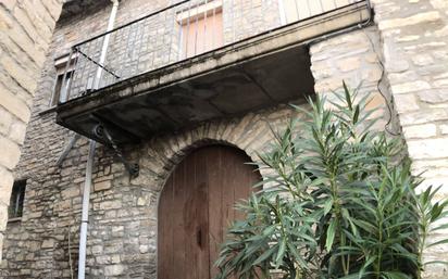 Vista exterior de Finca rústica en venda en Estaràs amb Jardí privat i Traster