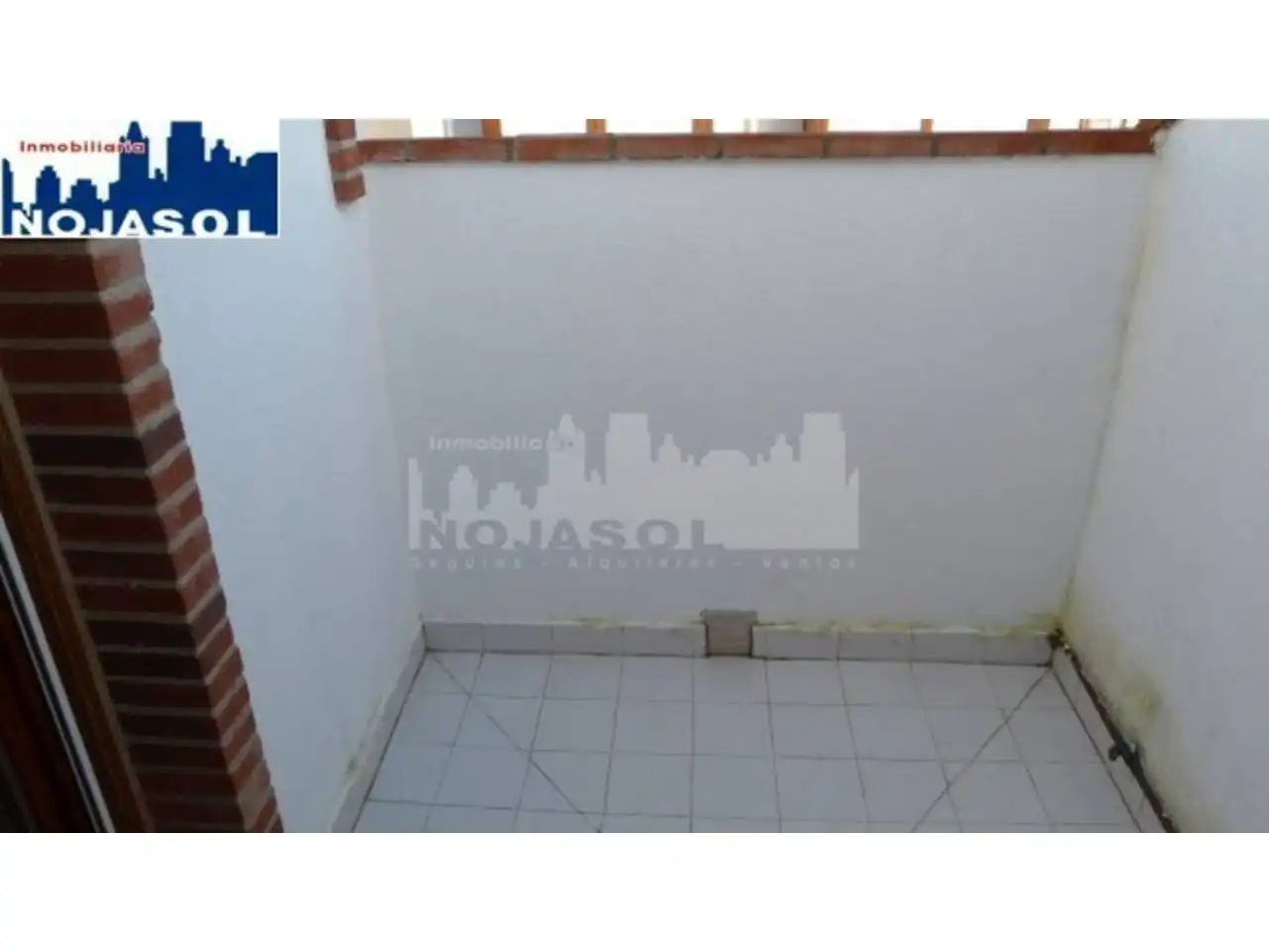 Dormitori de Àtic de lloguer en Noja amb Calefacció, Terrassa i Moblat