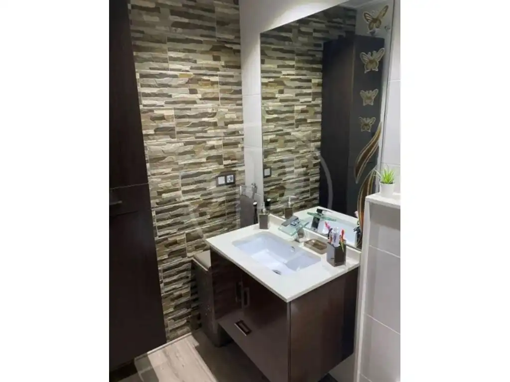 Baño de Piso en venta en Torrent con Aire acondicionado, Calefacción y Jardín privado