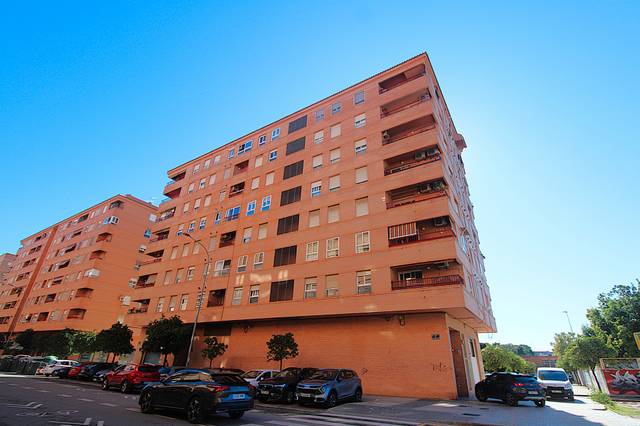 Piso en Venta en Carrer del Pare Esteban Pernet en La Fontsanta