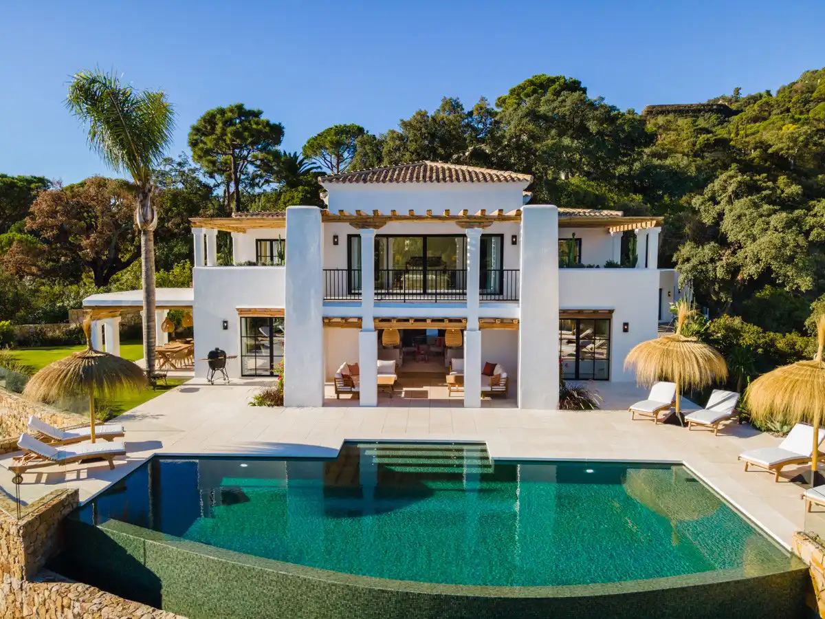 House with pool for sale in El Madroñal