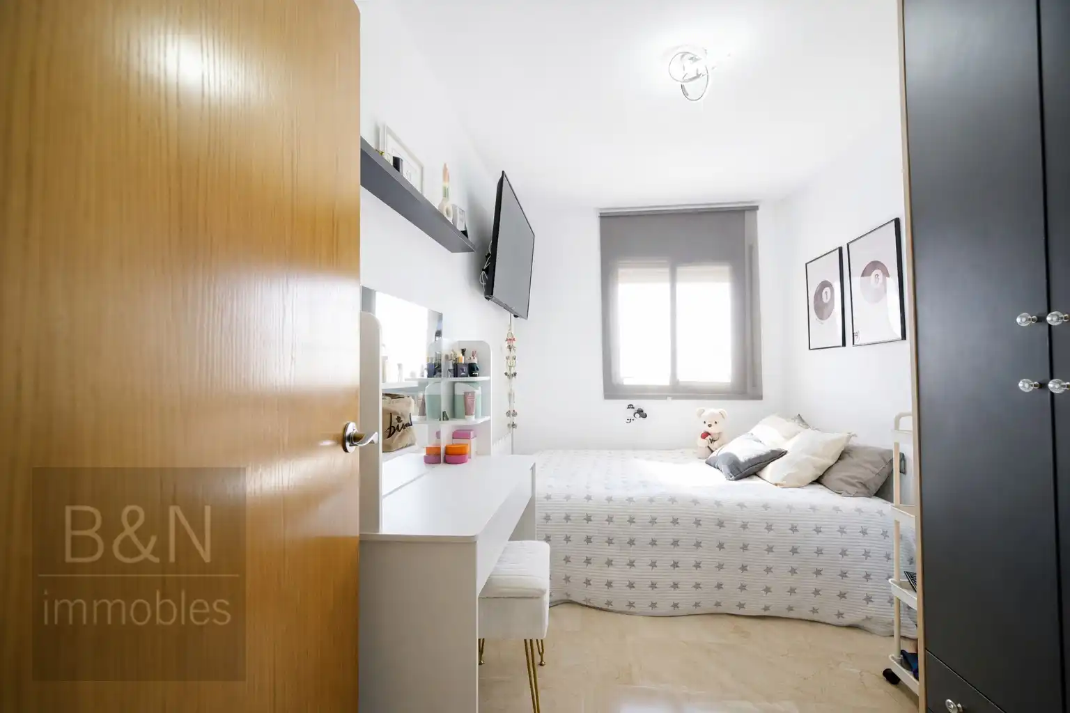 Habitación de Dúplex en venta en Terrassa con Aire acondicionado, Calefacción y Terraza