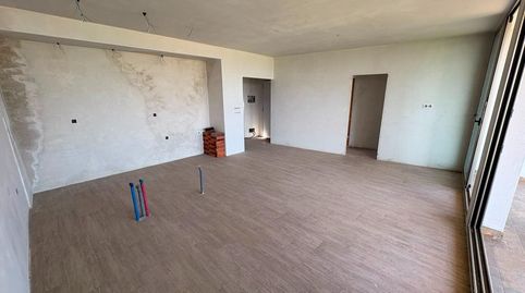 Foto 3 de Piso en venta en Rianxo, A Coruña