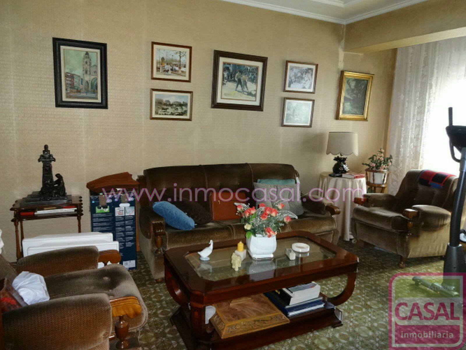 Living room of Flat for sale in Langreo  with Heating, Terrace and Storage room
