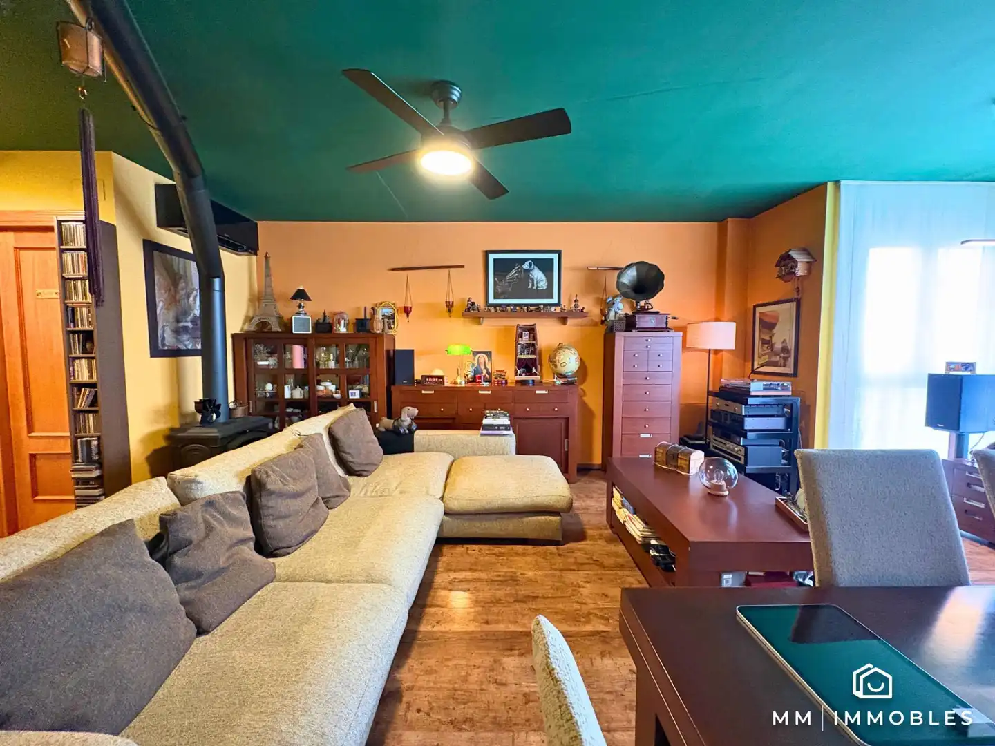 Living room of Attic for sale in Les Franqueses del Vallès  with Parquet flooring, Terrace and Balcony