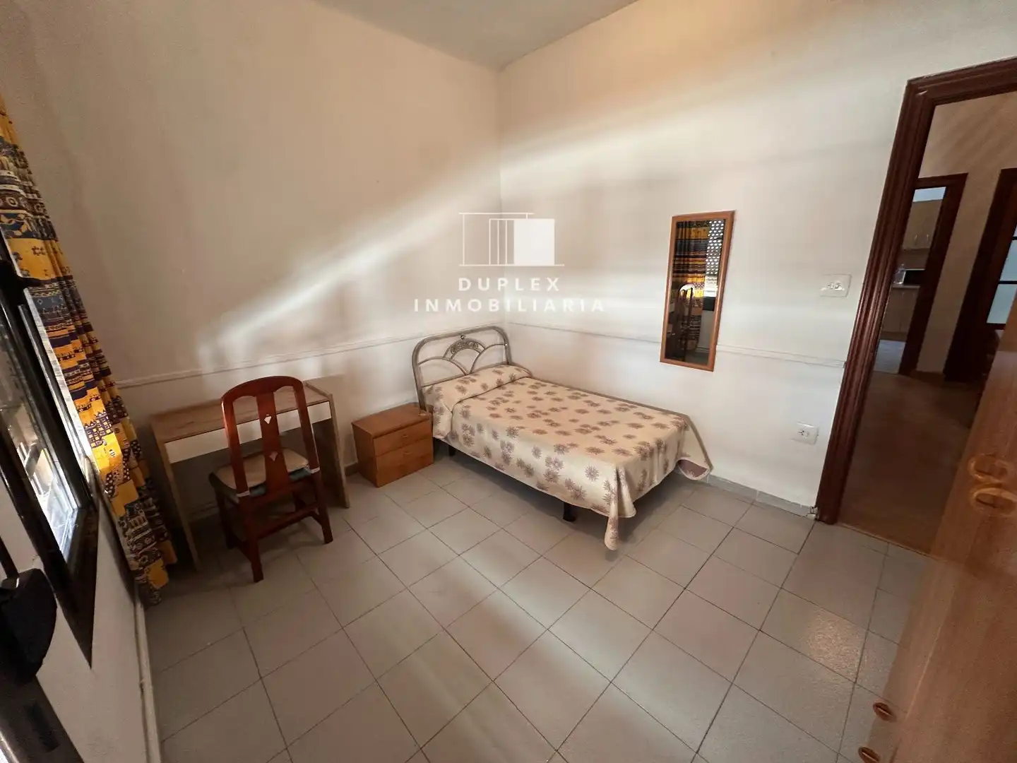 Bedroom of Flat for rent in Cuenca  with Heating
