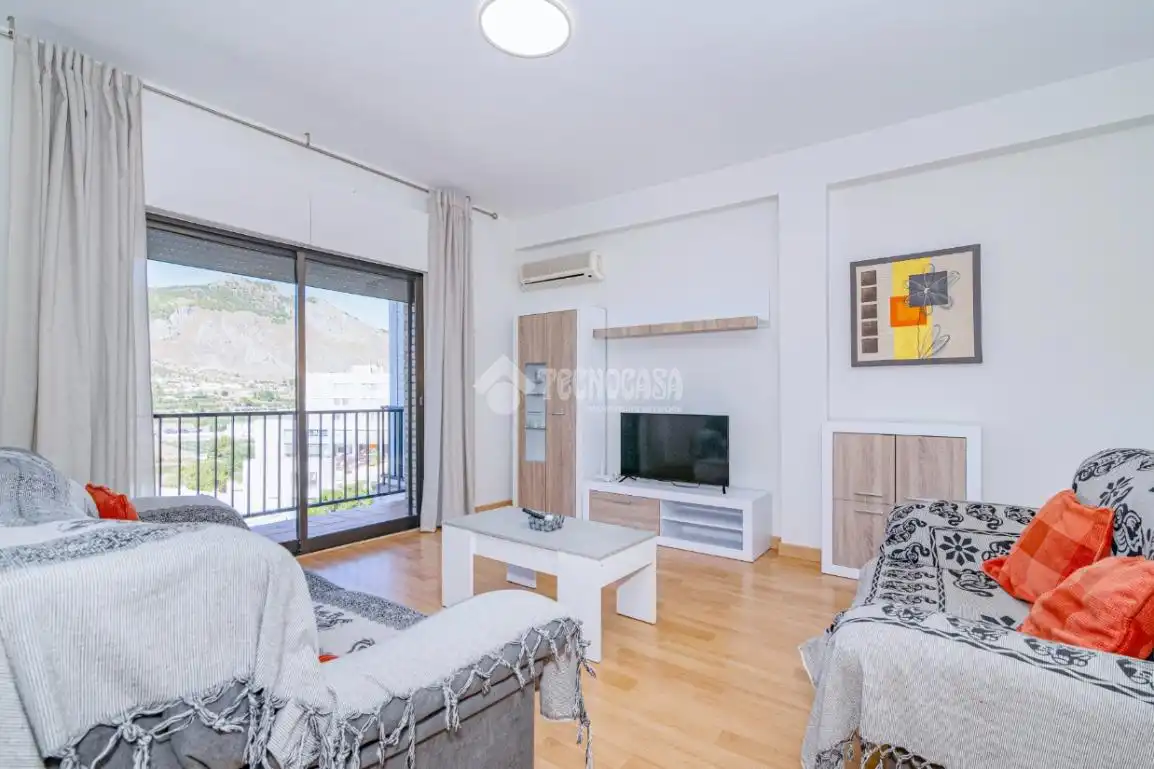 Piso con terraza en venta en Loja, imagen 3
