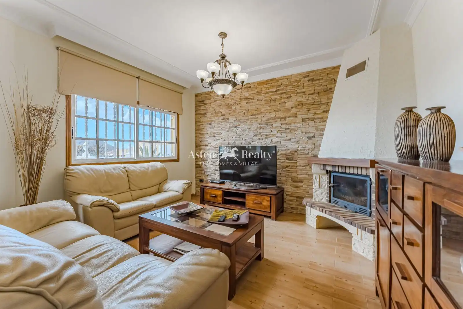 Sala de estar de Casa o chalet en venta en San Miguel de Abona con Aire acondicionado, Calefacción y Jardín privado