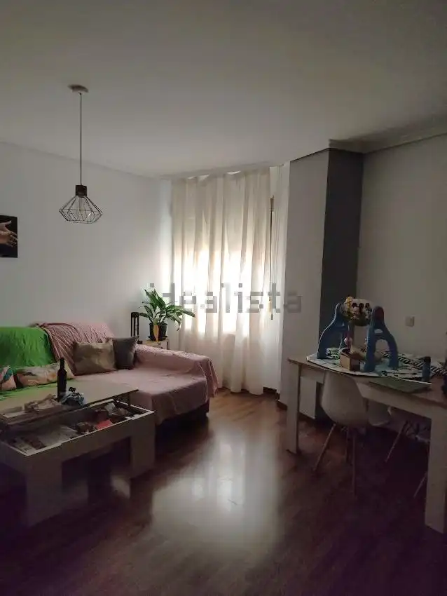 Schlafzimmer von Erdgeschoss zum Verkauf in Albacete mit Klimaanlage, Heizung und Abstellraum
