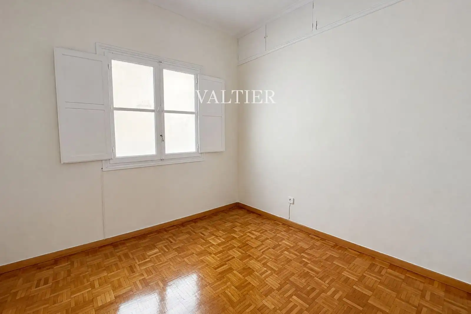 Bedroom of Flat for rent in Madrid