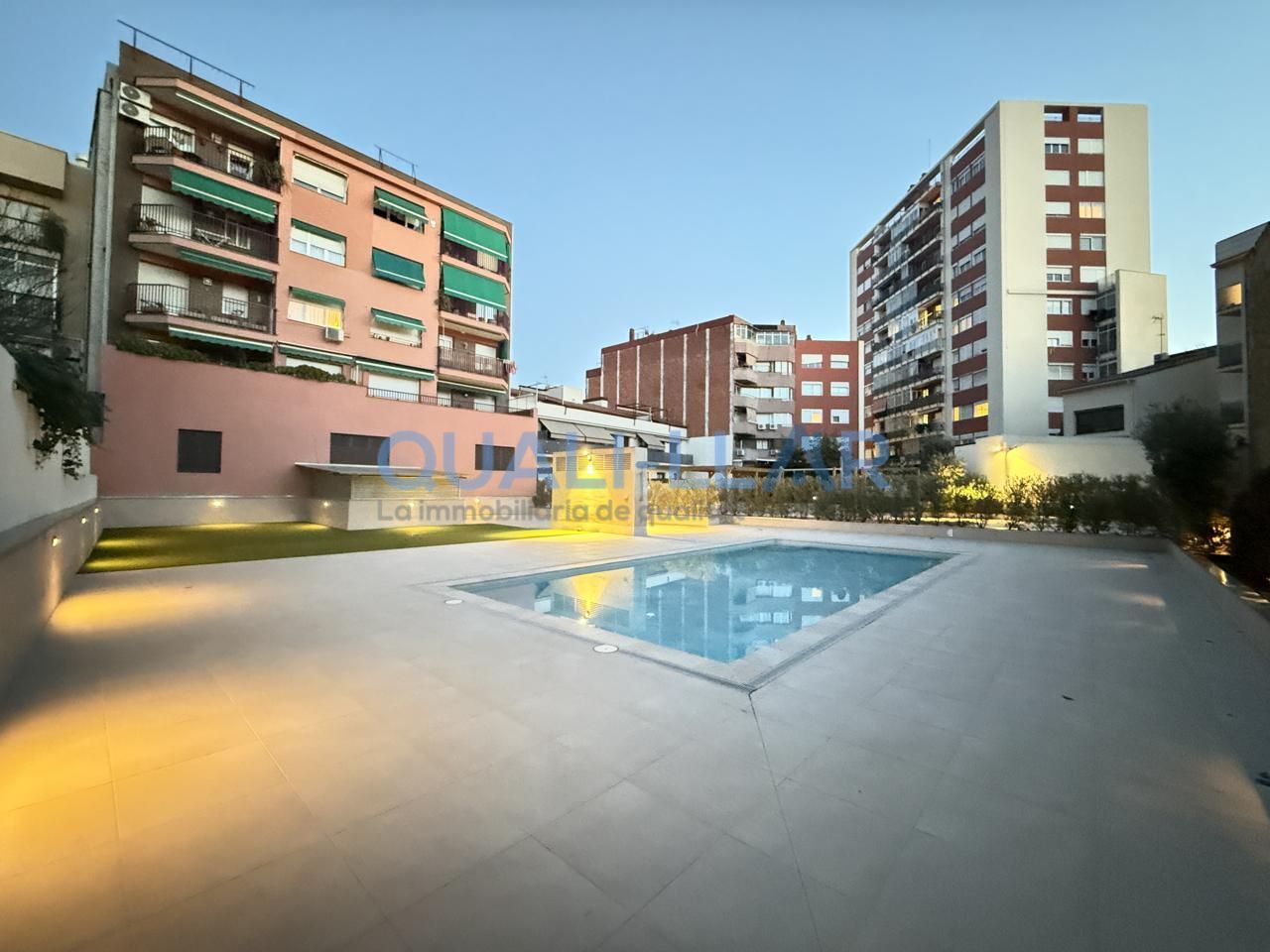 Swimming pool of Duplex for sale in Sant Feliu de Llobregat  with Air Conditioner, Heating and Parquet flooring