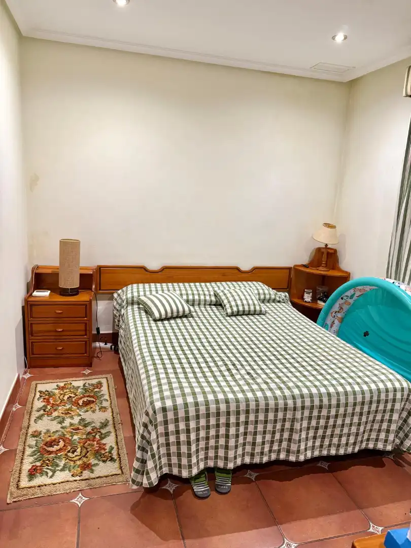 Dormitori de Casa o xalet en venda en Elche / Elx amb Aire condicionat, Calefacció i Jardí privat