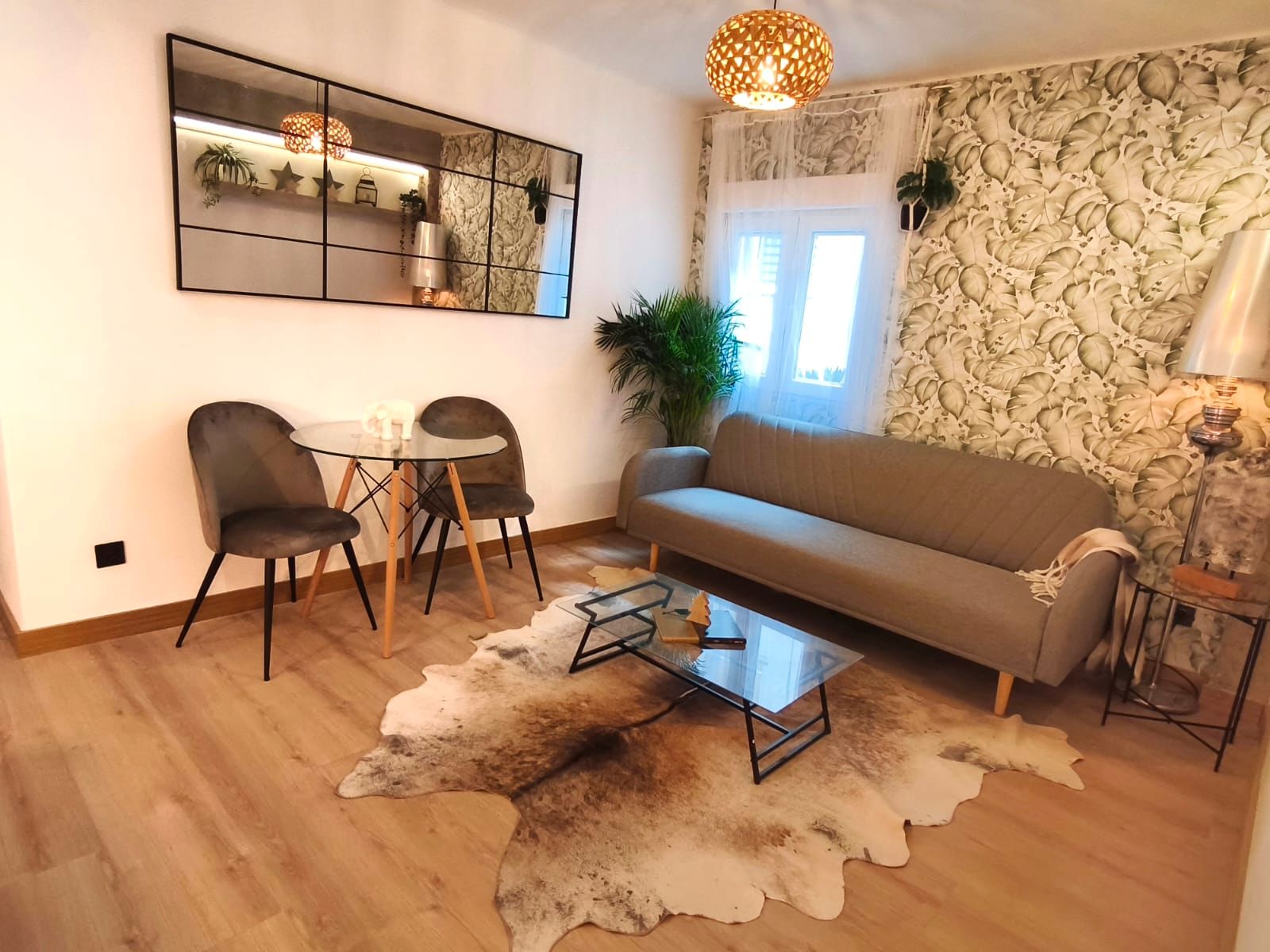 Living room of Flat for sale in Bilbao   with Heating and Furnished