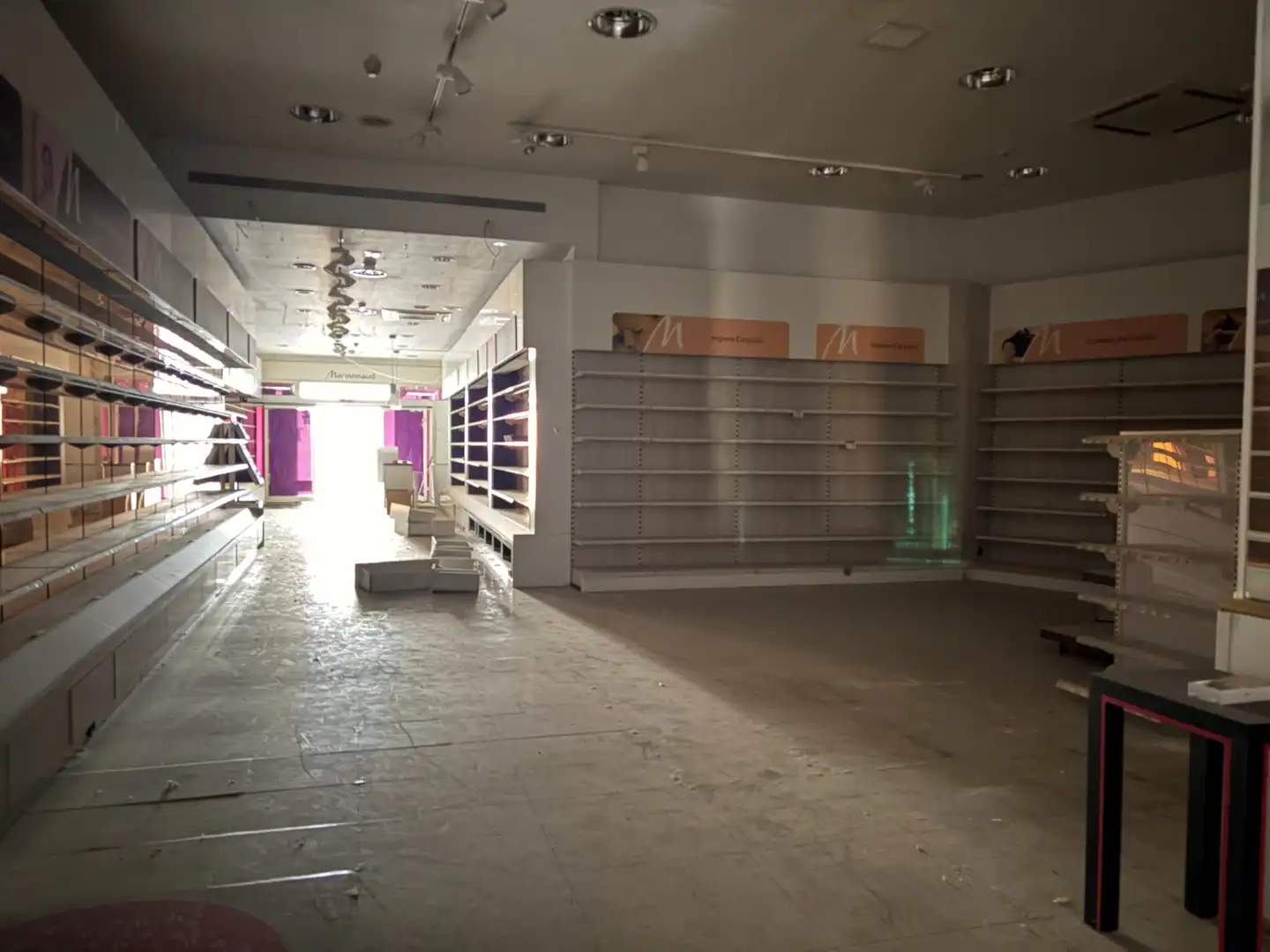 Local comercial en venda a Calle Rey, imagen 4