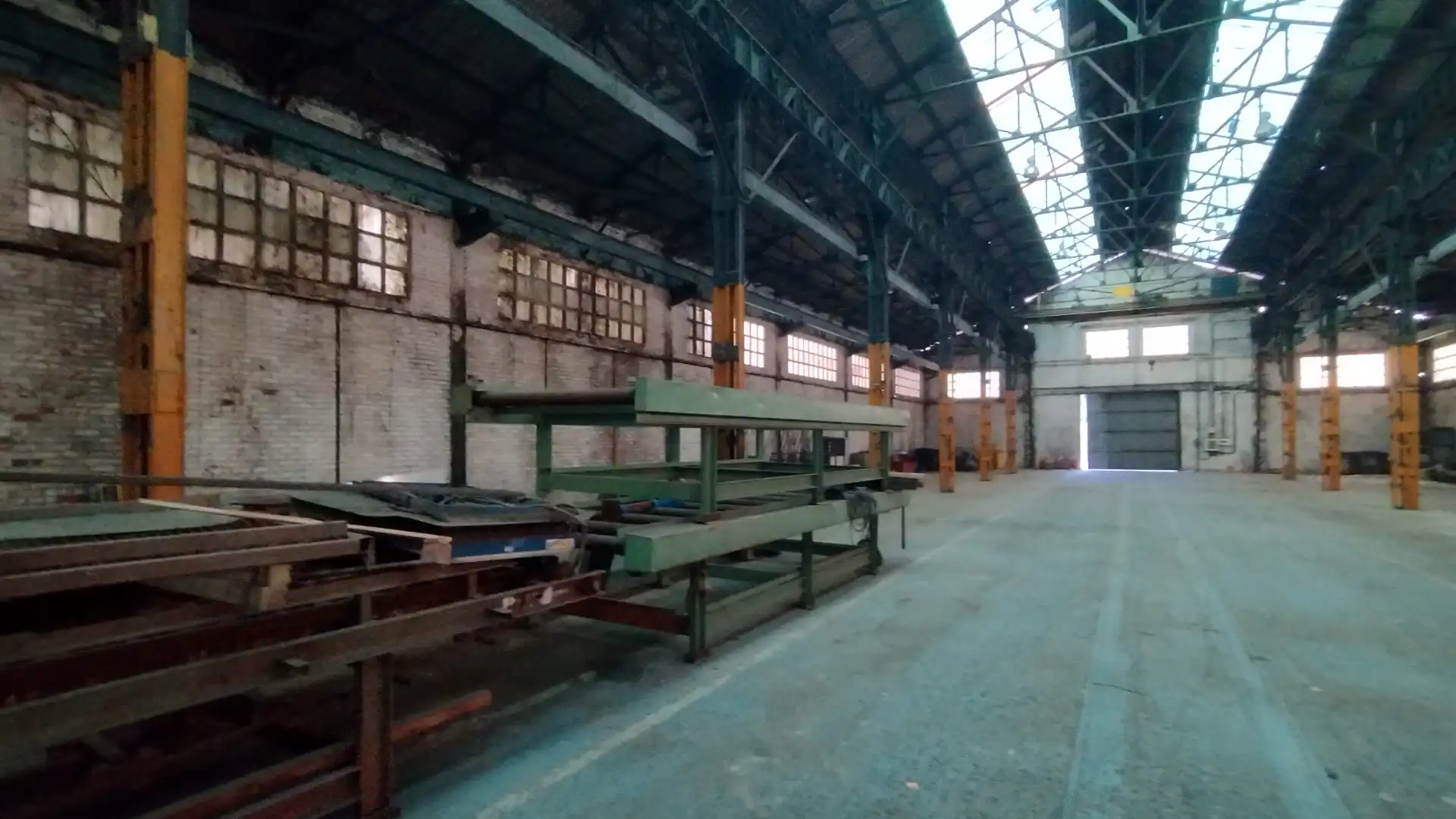 Fabrikhallen zur Miete in Basauri 