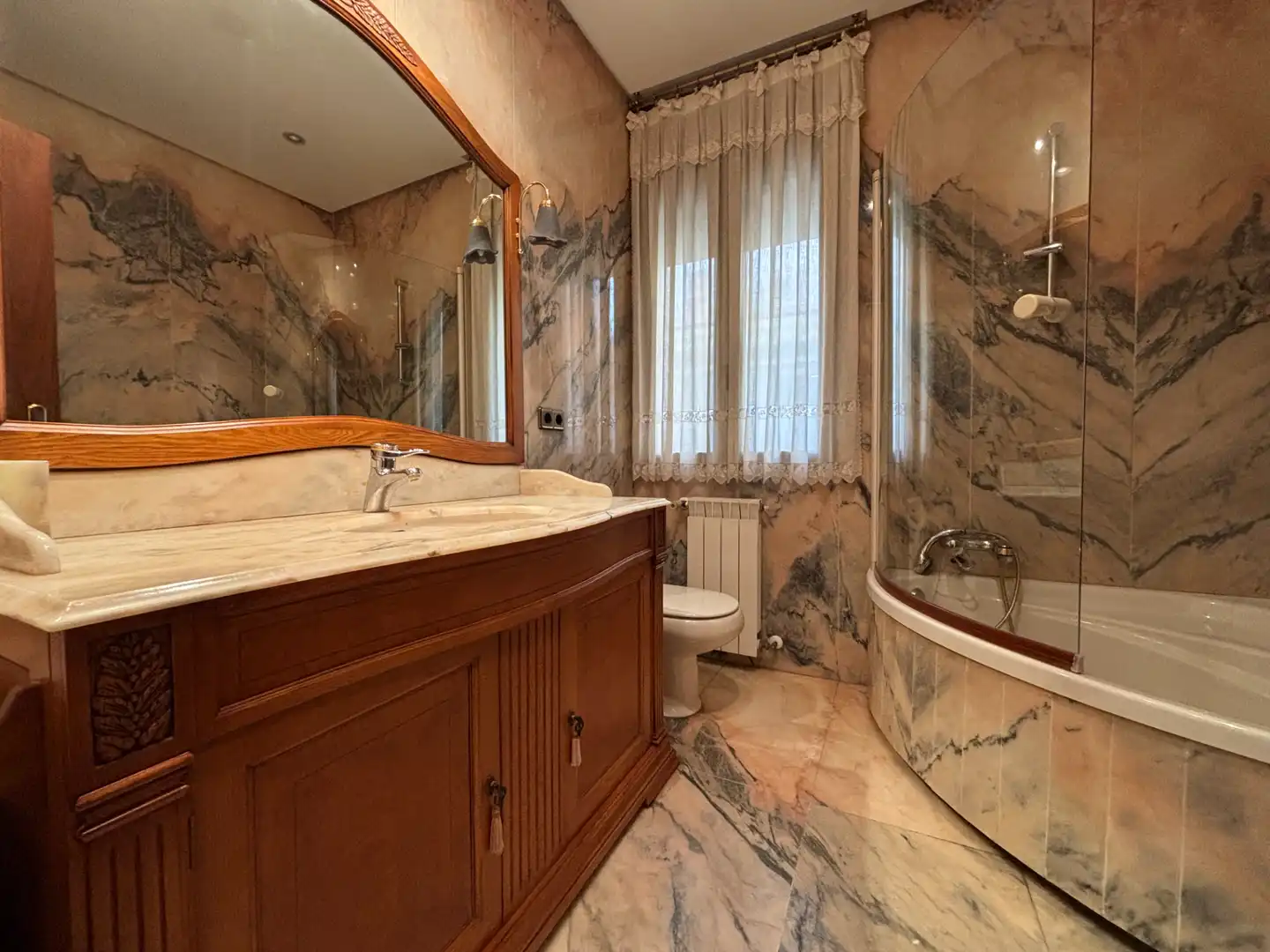 Bathroom of Houses for sale in Castellón de la Plana / Castelló de la Plana  with Heating, Terrace and Storage room