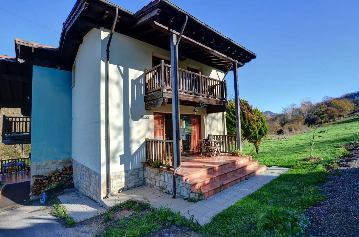 Exterior view of Houses for sale in Cangas de Onís  with Heating, Terrace and Swimming Pool