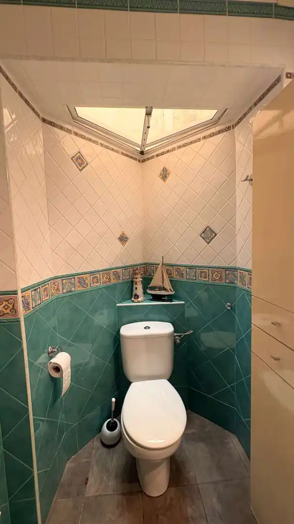 Bany de Casa o xalet en venda en Orihuela amb Aire condicionat, Moblat i Internet