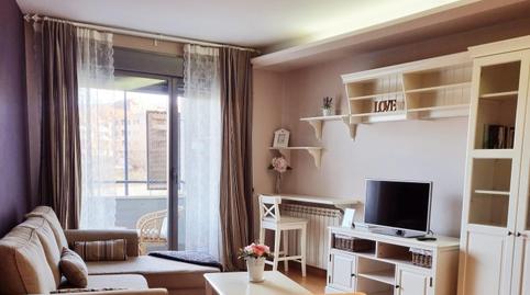 Foto 2 de Apartament en venda a Avenida del Rio Iregua, Albelda de Iregua, La Rioja