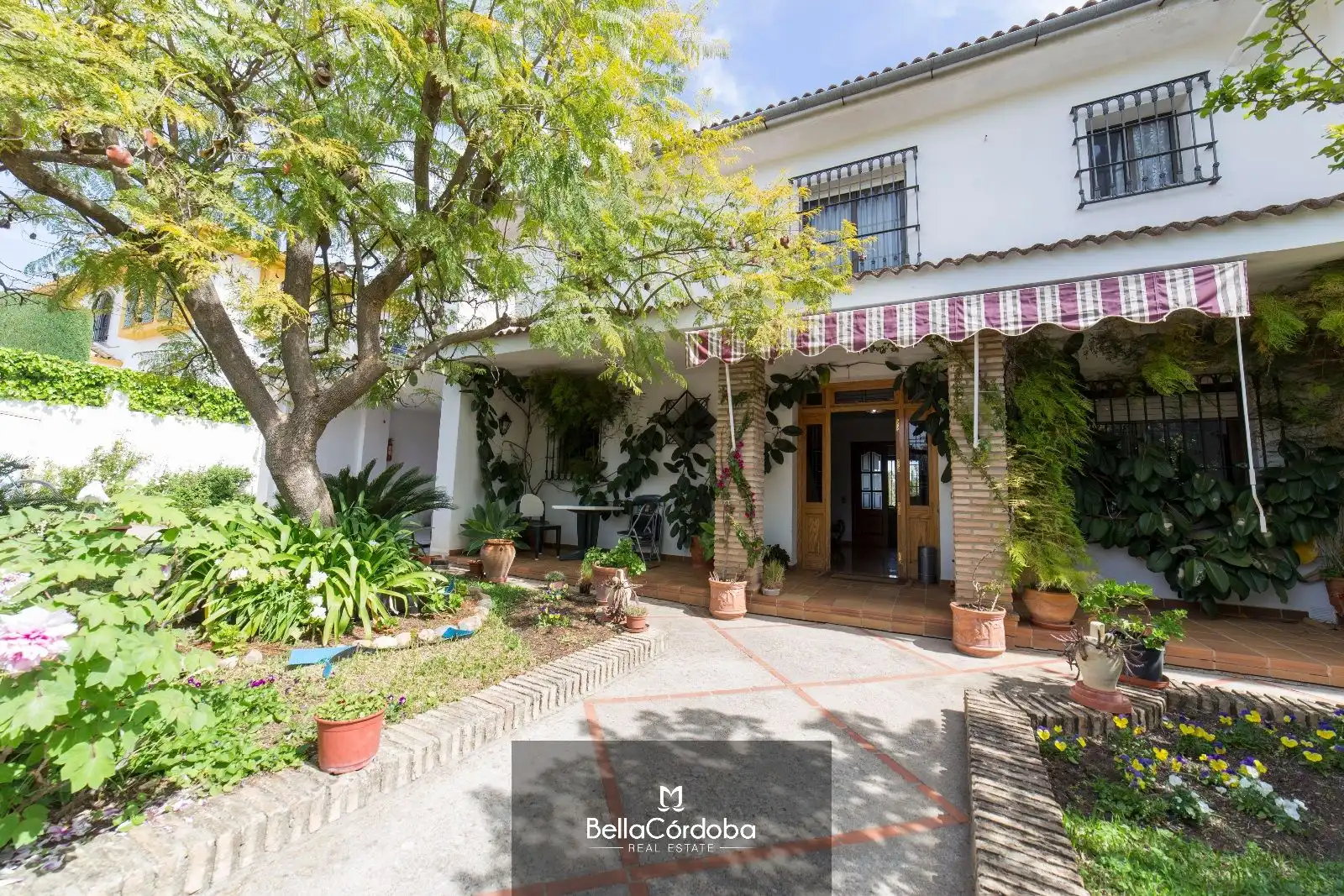 Villa con piscina in vendita a Norte-Sierra