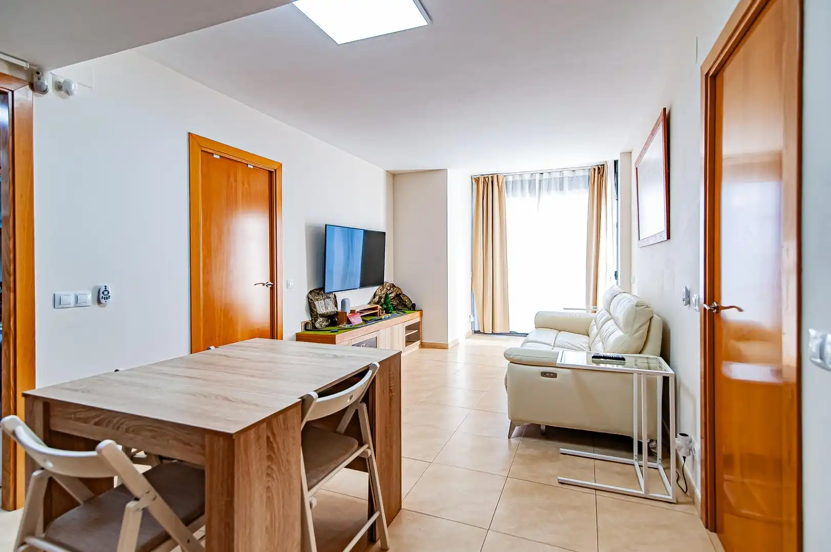 Sala d'estar de Pis de lloguer en La Granada, Barcelona